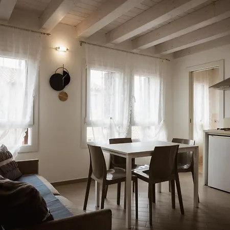 아파트 Piccola Venezia *
